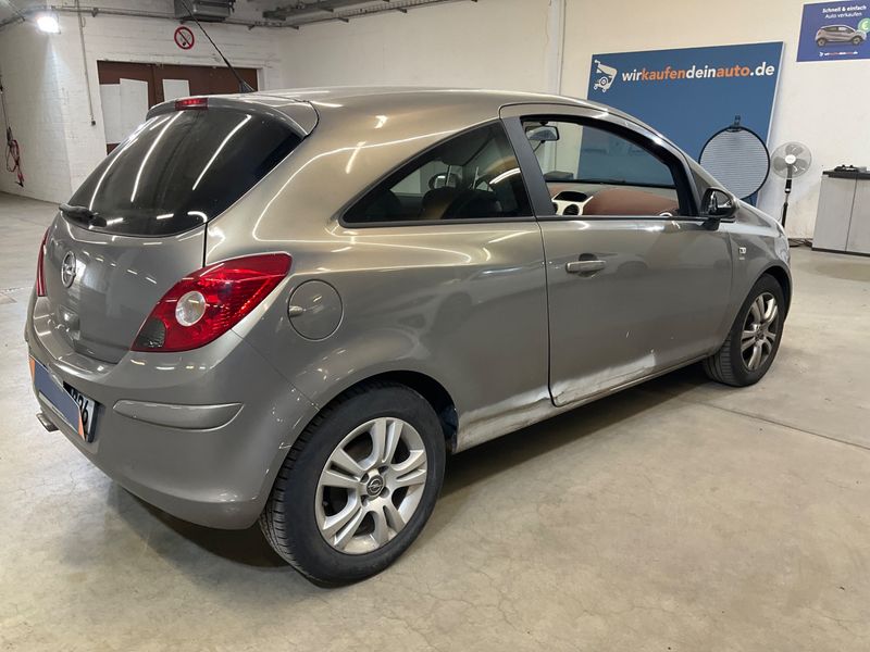 Opel Corsa 1.4 Satellite 2011 – снимка 2