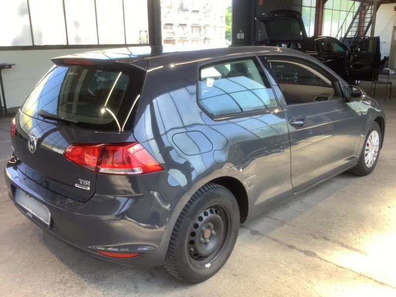 Volkswagen Golf VII 1.2 TSI Trendline BlueMotion Tech 2015 – снимка 8