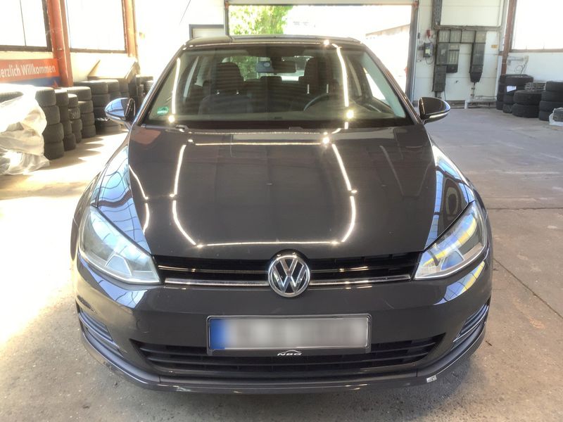 Volkswagen Golf VII 1.2 TSI Trendline BlueMotion Tech 2015 – снимка 14
