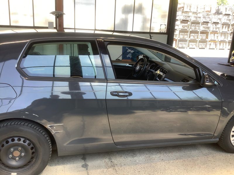 Volkswagen Golf VII 1.2 TSI Trendline BlueMotion Tech 2015 – снимка 10