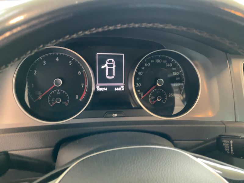 Volkswagen Golf VII 1.2 TSI Lounge BlueMotion Tech 2015 – снимка 19