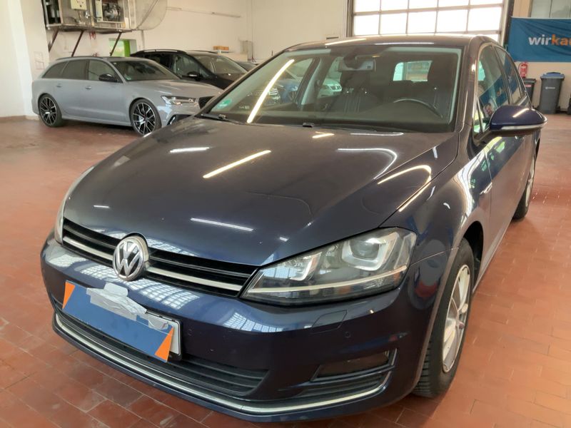 Volkswagen Golf VII 1.2 TSI Lounge BlueMotion Tech 2015 – снимка 1