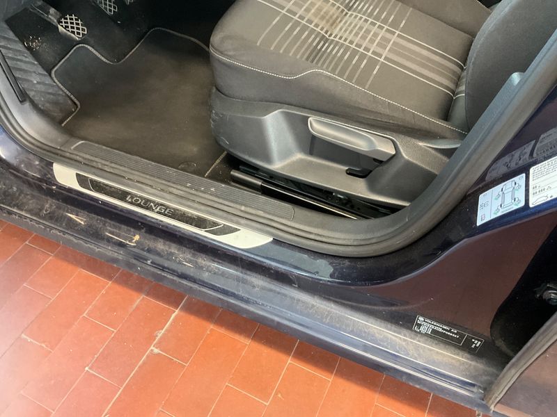 Volkswagen Golf VII 1.2 TSI Lounge BlueMotion Tech 2015 – снимка 28
