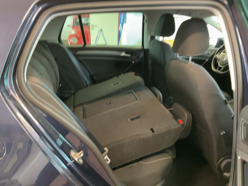 Volkswagen Golf VII 1.2 TSI Lounge BlueMotion Tech 2015 – снимка 20