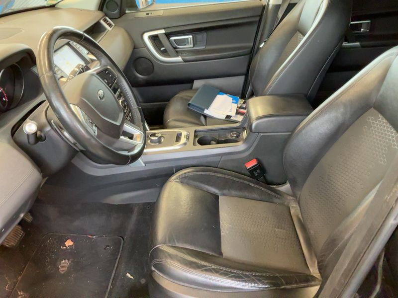 Land Rover Discovery Sport 2.0 Td4 SE AWD 2017 – снимка 16