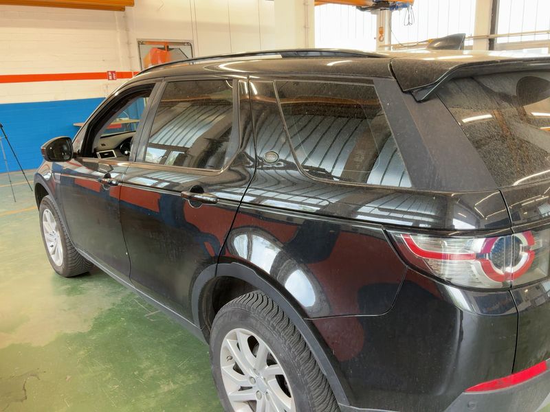 Land Rover Discovery Sport 2.0 Td4 SE AWD 2017 – снимка 6