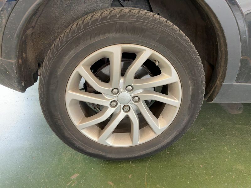 Land Rover Discovery Sport 2.0 Td4 SE AWD 2017 – снимка 9