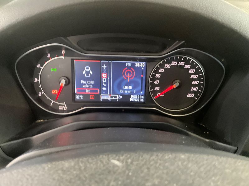 Ford Mondeo 2.0 TDCi Limited Edition 2012 – снимка 18