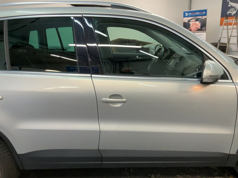 Volkswagen Tiguan 2.0 TSI Sport & Style 4Motion 2010 – снимка на щета