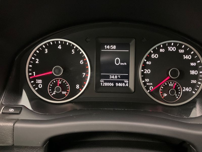 Volkswagen Tiguan 2.0 TSI Sport & Style 4Motion 2010 – снимка 13