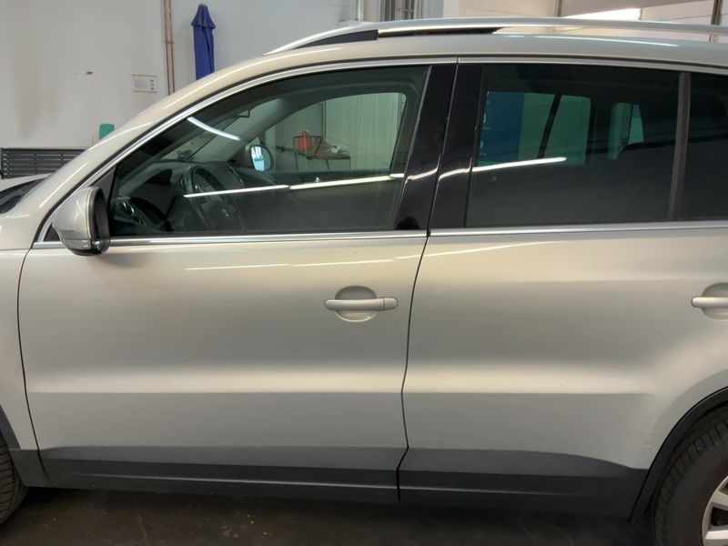 Volkswagen Tiguan 2.0 TSI Sport & Style 4Motion 2010 – снимка на щета