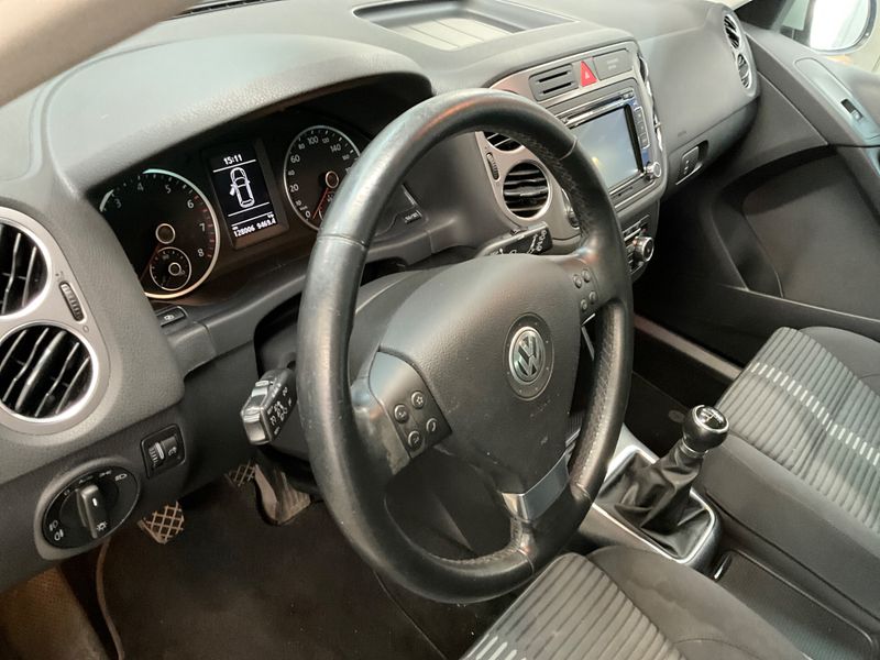Volkswagen Tiguan 2.0 TSI Sport & Style 4Motion 2010 – снимка на щета