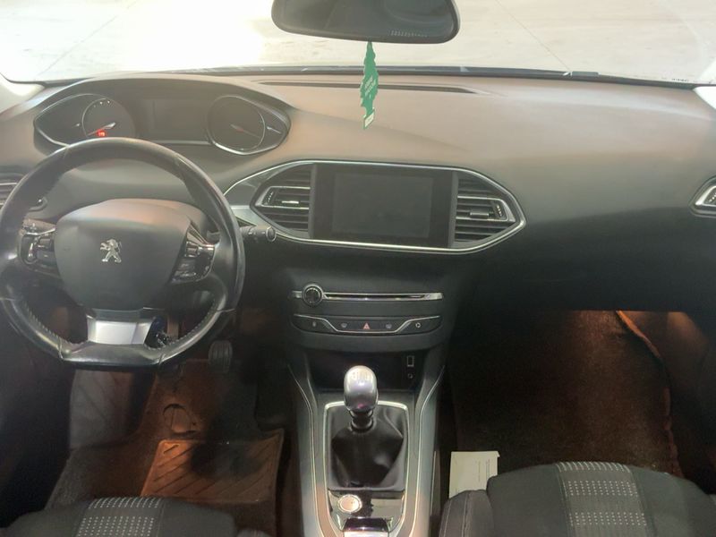 Peugeot 308 1.6 Blue-HDi Allure 2016 – снимка 17
