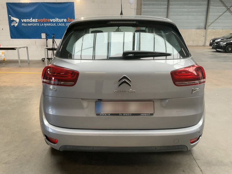 Citroen C4 Picasso 1.2 PureTech Selection 2017 – снимка на щета