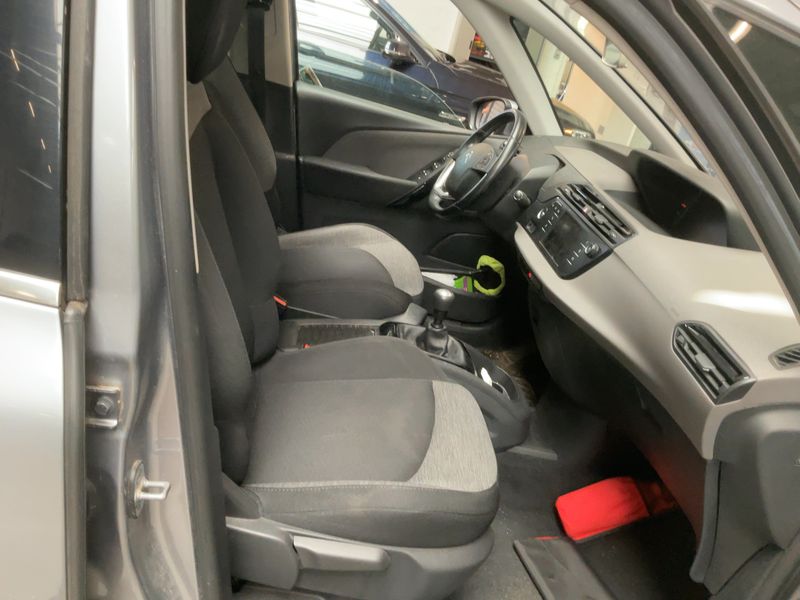 Citroen C4 Picasso 1.2 PureTech Selection 2017 – снимка 11