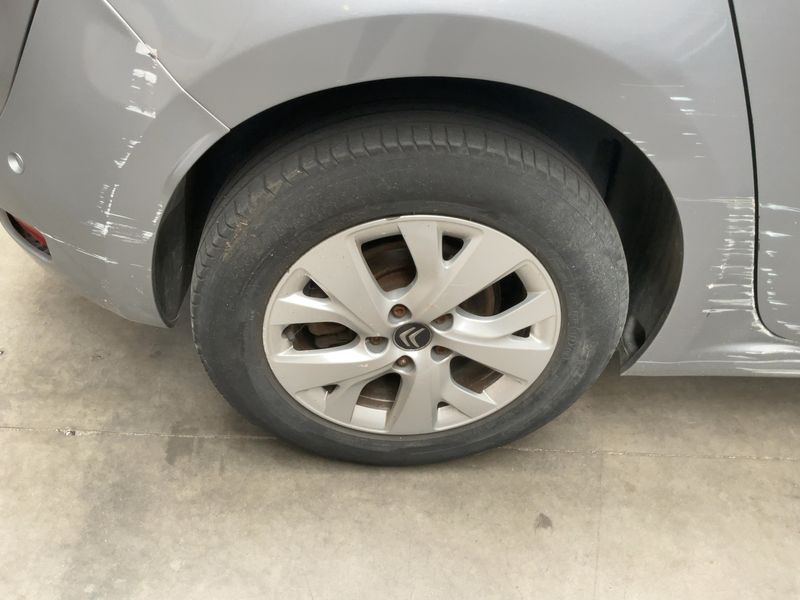 Citroen C4 Picasso 1.2 PureTech Selection 2017 – снимка на щета