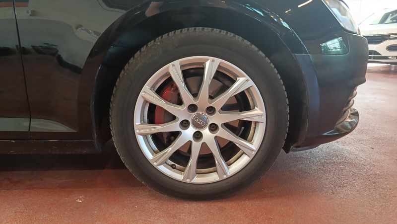 Audi A4 2.0 TDI quattro 2017 – снимка 11