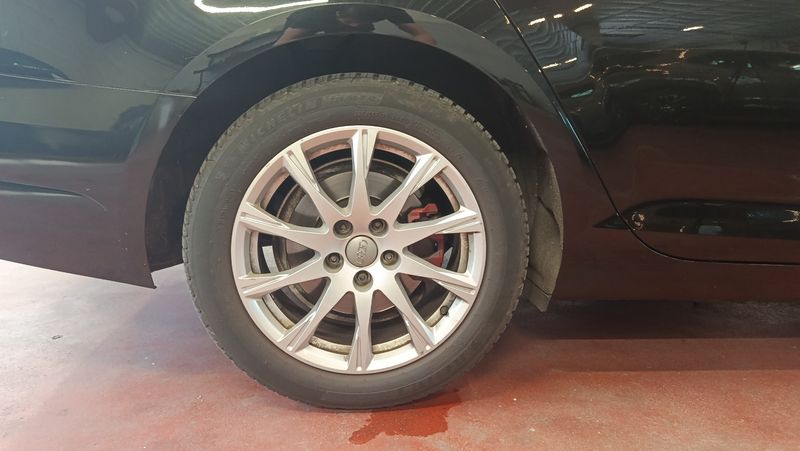 Audi A4 2.0 TDI quattro 2017 – снимка 9