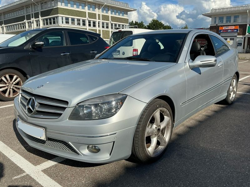 Mercedes-Benz CLC-Klasse CLC 220 CDI 2009 – снимка 1