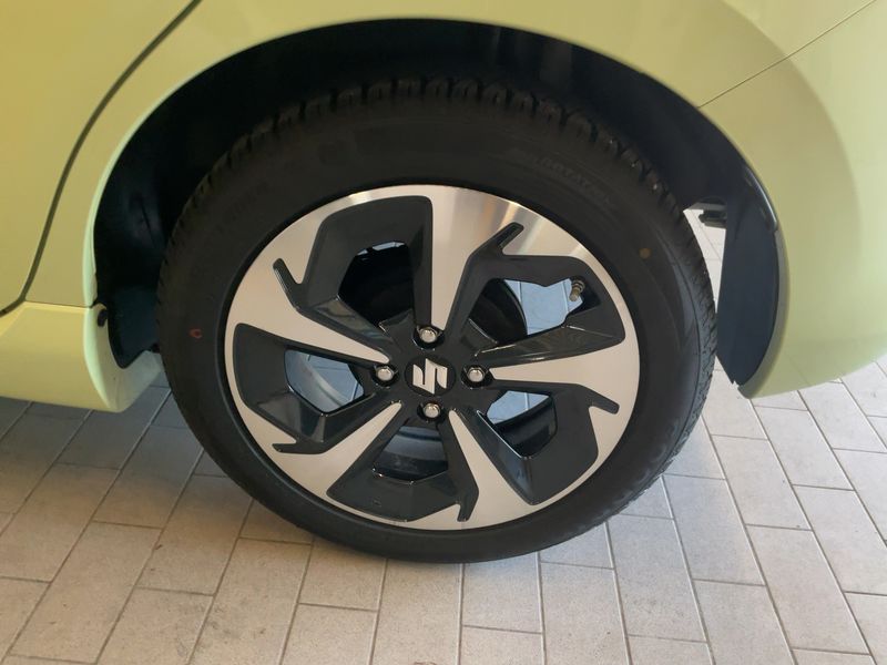 Suzuki Swift 1.2 DualJet Mild-Hybrid Comfort+ 2025 – снимка 5