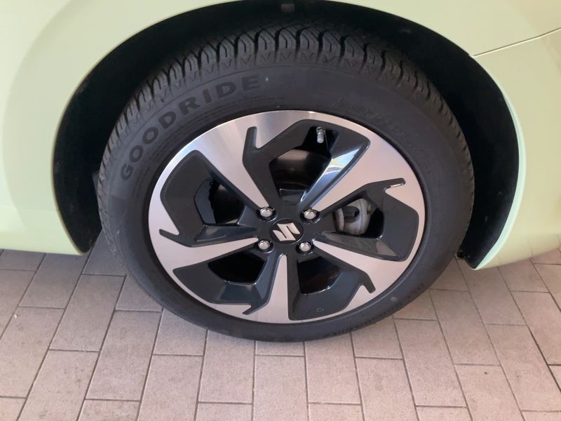 Suzuki Swift 1.2 DualJet Mild-Hybrid Comfort+ 2025 – снимка 11