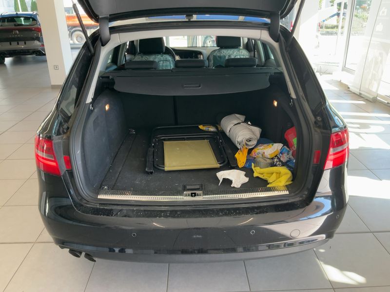 Audi A4 2.0 TDI Ambiente 2012 – снимка 10