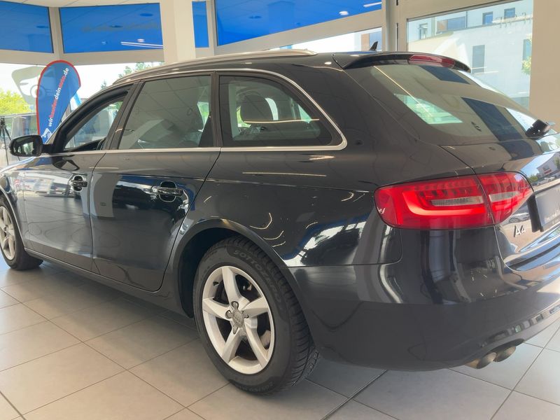 Audi A4 2.0 TDI Ambiente 2012 – снимка 5