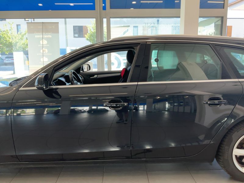 Audi A4 2.0 TDI Ambiente 2012 – снимка 4