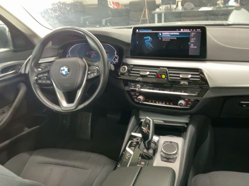 BMW 5er 530e 2021 – снимка 18