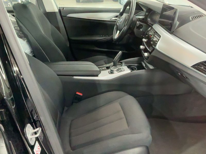 BMW 5er 530e 2021 – снимка 17