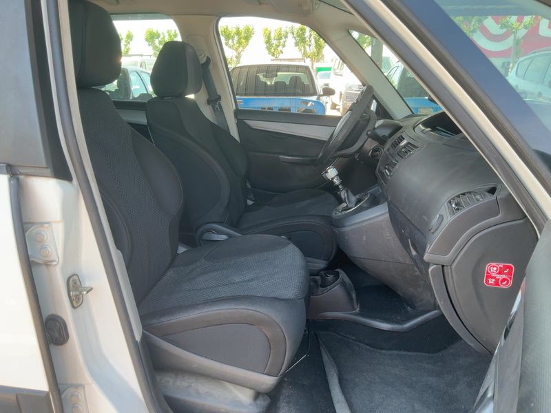 Citroen C4 Grand Picasso 1.6 HDi Business 2011 – снимка 16