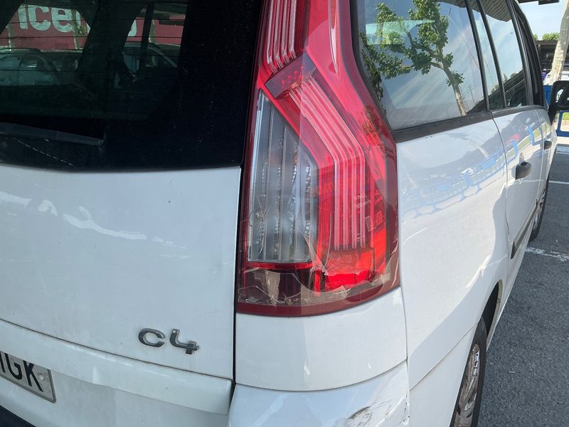 Citroen C4 Grand Picasso 1.6 HDi Business 2011 – снимка на щета 37