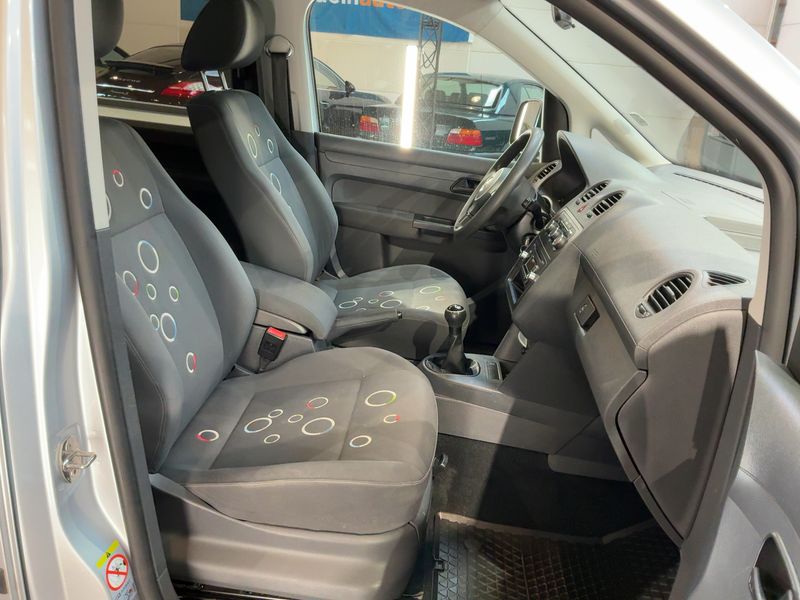 Volkswagen Caddy 1.2 TSI Roncalli Trendline 2011 – снимка 16