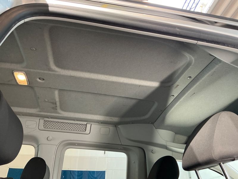 Volkswagen Caddy 1.2 TSI Roncalli Trendline 2011 – снимка 25