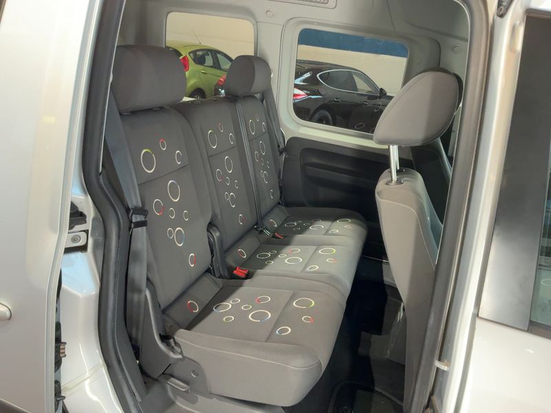 Volkswagen Caddy 1.2 TSI Roncalli Trendline 2011 – снимка 19