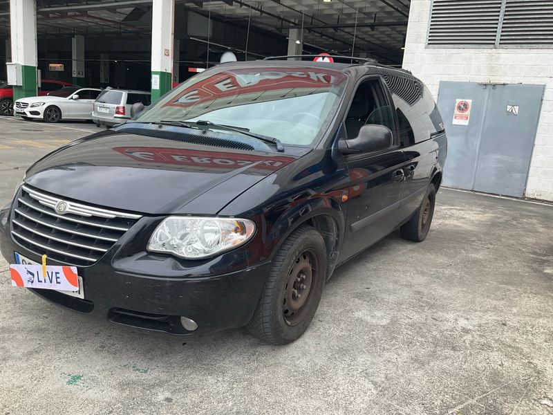 Chrysler Voyager 2.5 CRD SE 2006 – снимка 1