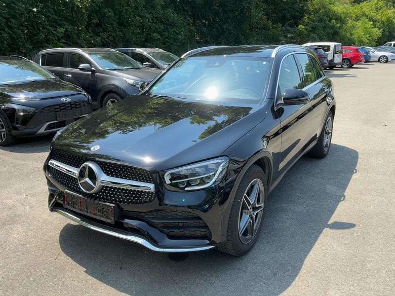 Mercedes-Benz GLC-Klasse GLC 220 d 4Matic AMG Line 2022 – снимка 1