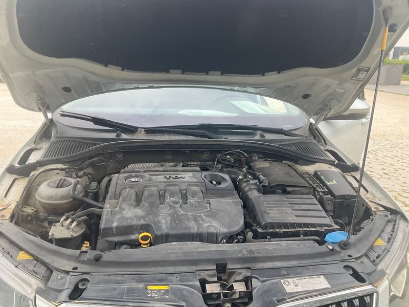 Skoda Octavia 2.0 TDI Scout 4x4 2016 – снимка 41