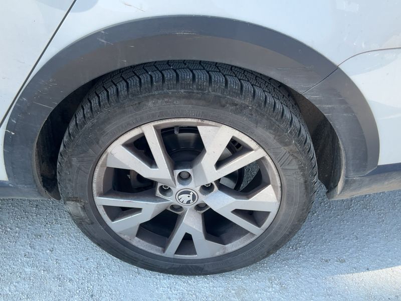 Skoda Octavia 2.0 TDI Scout 4x4 2016 – снимка 5