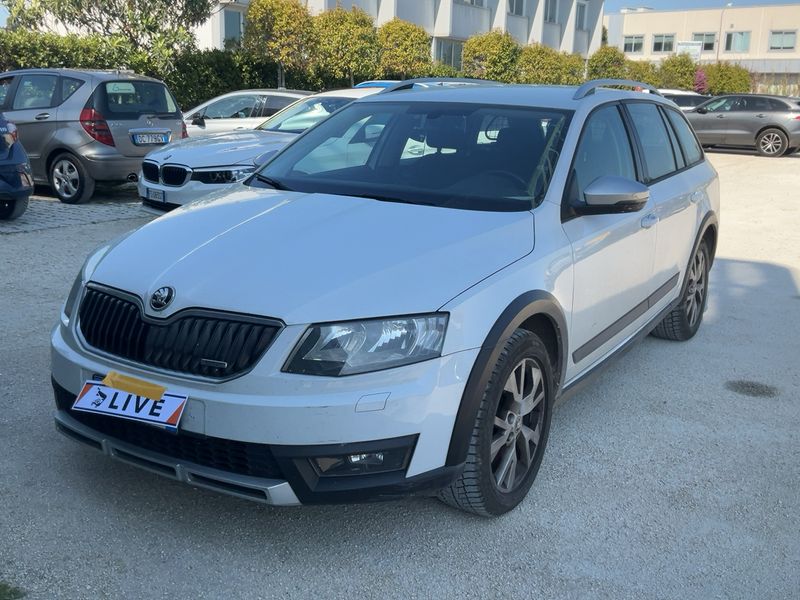Skoda Octavia 2.0 TDI Scout 4x4 2016 – снимка 1