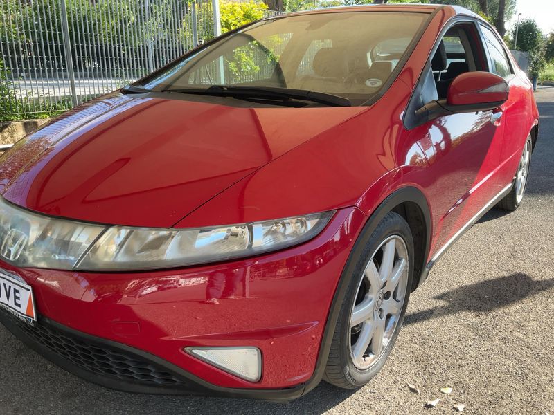Honda Civic 1.8 VTEC Sport 2009 – снимка 2
