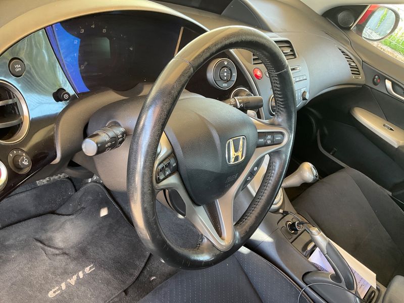 Honda Civic 1.8 VTEC Sport 2009 – снимка 25
