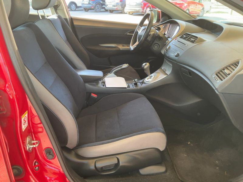 Honda Civic 1.8 VTEC Sport 2009 – снимка 16