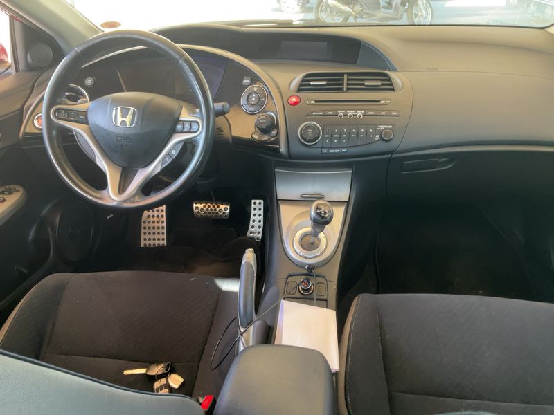 Honda Civic 1.8 VTEC Sport 2009 – снимка 17