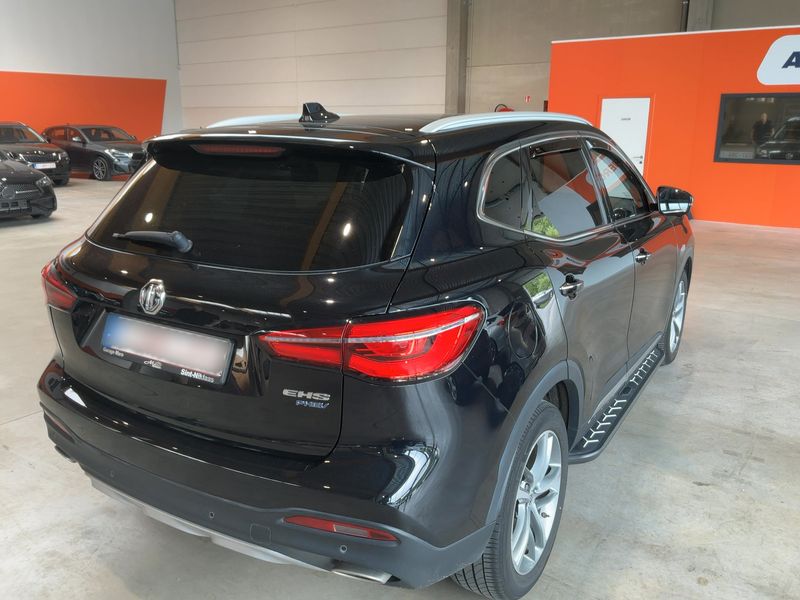 MG EHS 1.5 T-GDI Plug-in Hybrid Luxury 2024 – снимка 8