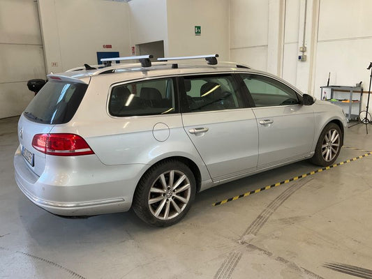 Volkswagen Passat 2.0 TDI Highline BlueMotion Tech 2012 – снимка 2