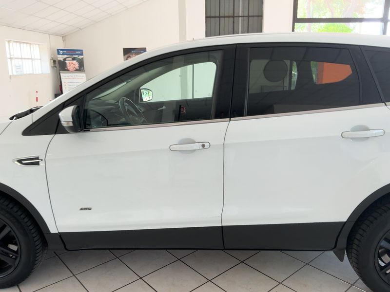 Ford Kuga 2.0 TDCi Titanium 2017 – снимка 4