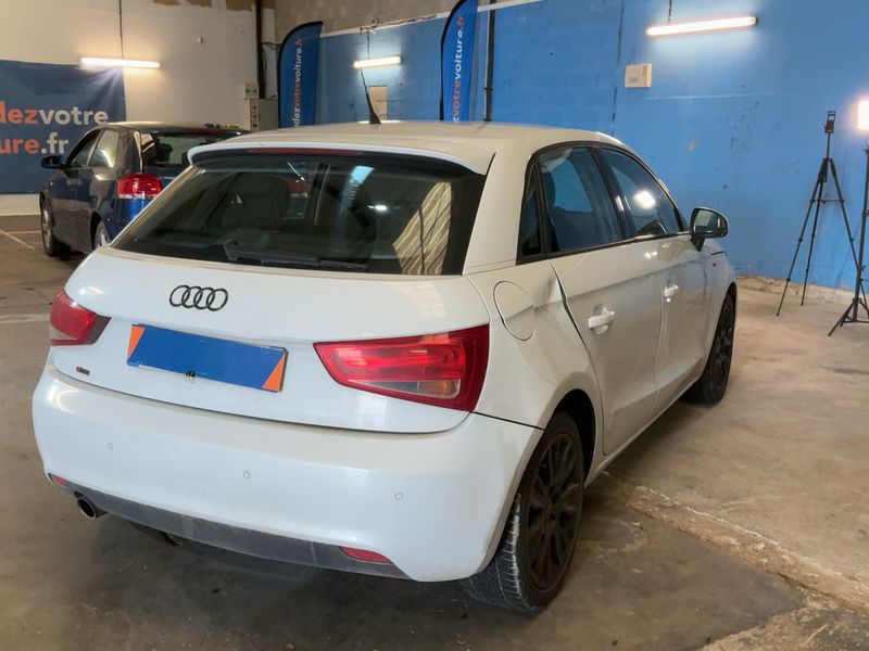 Audi A1 Sportback 1.6 TDI Ambition 2013 – снимка 8