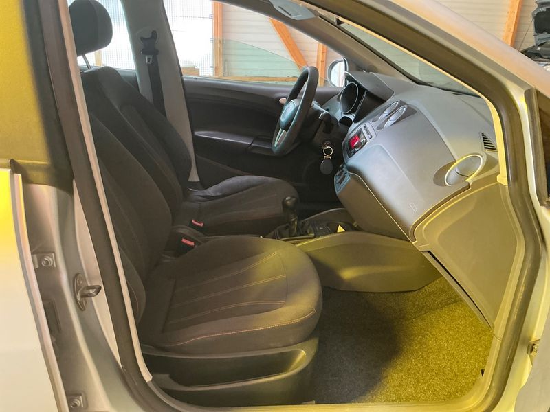 Seat Ibiza 1.2 TDI Reference 2011 – снимка 3