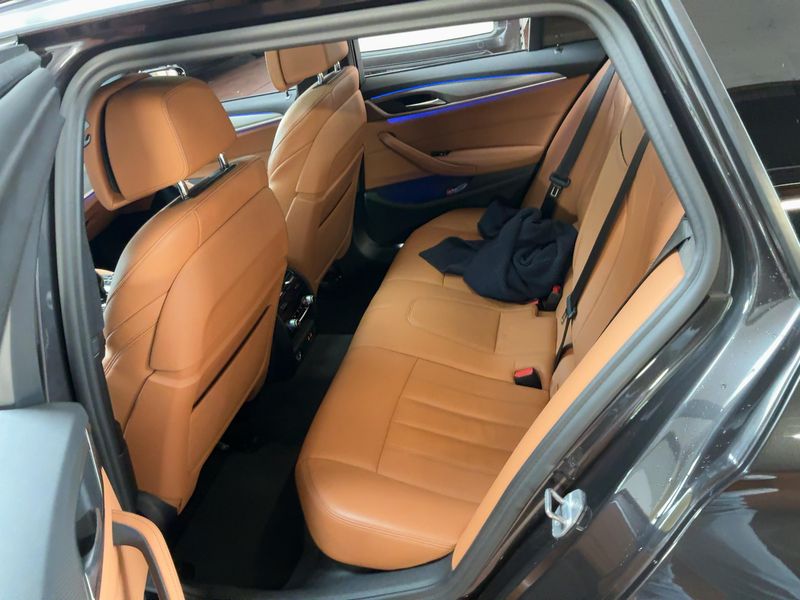 BMW 5er 520d M Sport 2019 – снимка 20